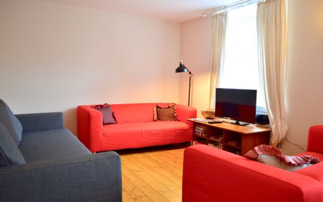 2 Bedroom Apartment In Centre Of The City