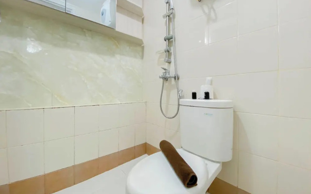 Comfortable And Homey 2Br At Bassura City Apartment