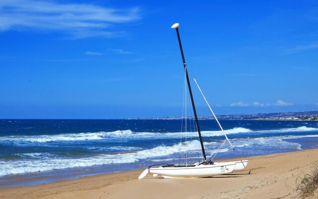 Amazing Home in Scoglitti With 4 Bedrooms and Wifi