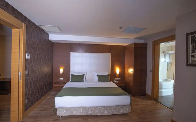 Grand Bogazici Otel