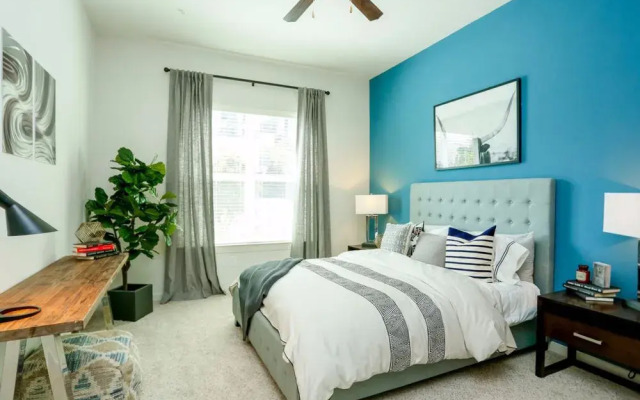Riverside Suites