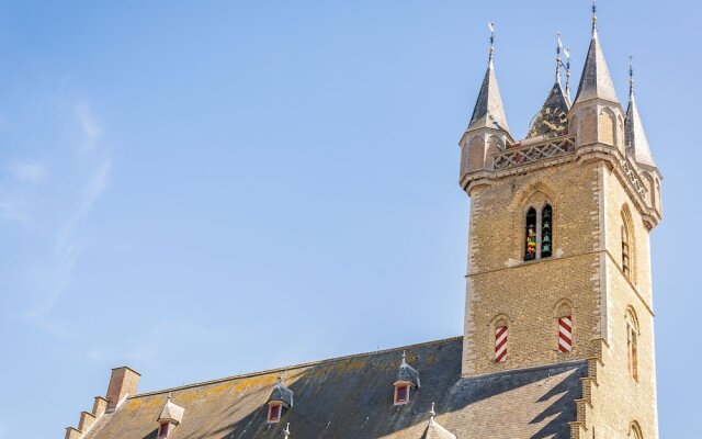 hotelImage