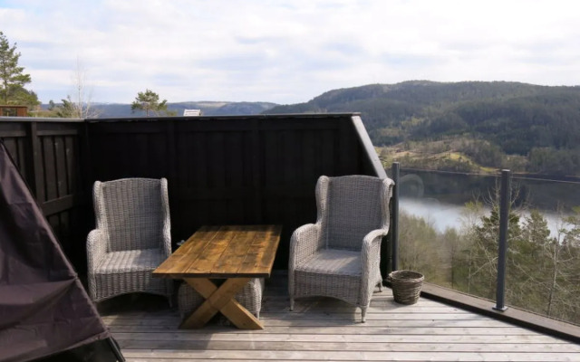 House Solbu Eikerapen