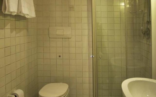 Club Hotel