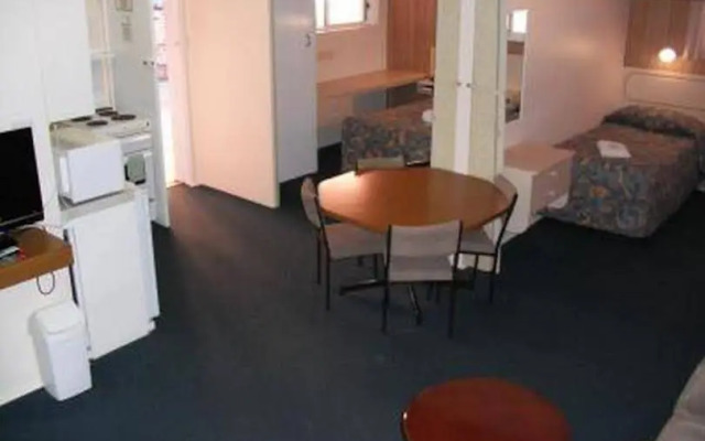 Ocean Breeze Motel