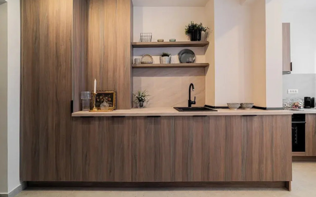 Loggia & Luxe 5BR Penthouse in Universitatii Area