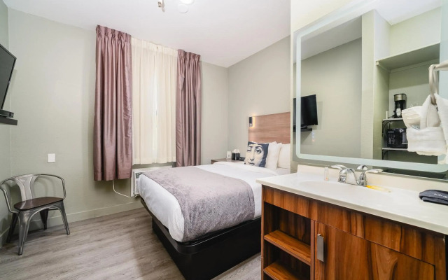 Urban Boutique Hotel