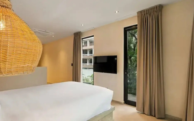Ocean Breeze Loft Steps Away From Hotel Zone