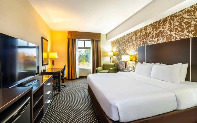 Quality Inn and Suites Petawawa
