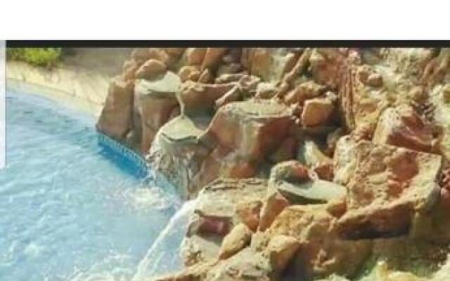 LILACS GARDEN - Cabo Negro