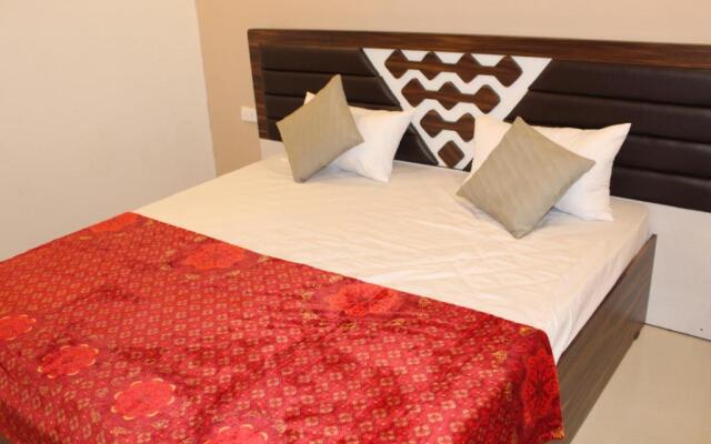 Hotel Skylark