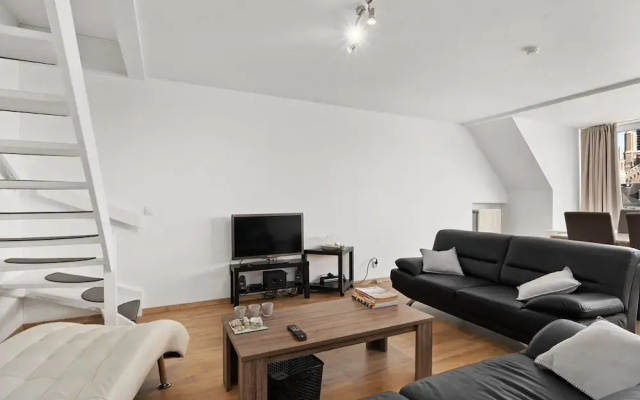 Beautiful Apartment Near Center