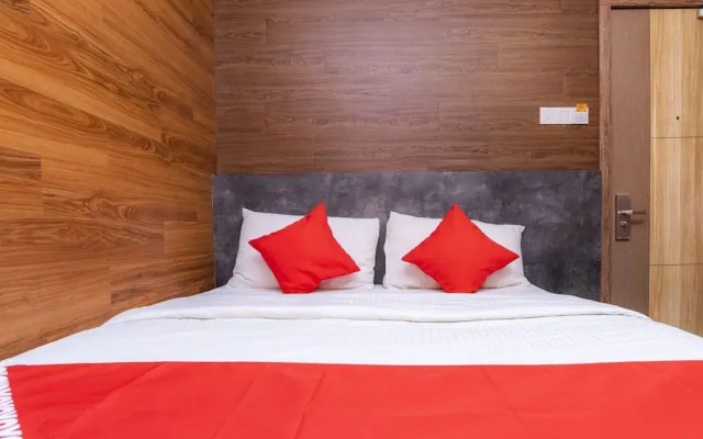 OYO 44085 Zen Zeng Hotel