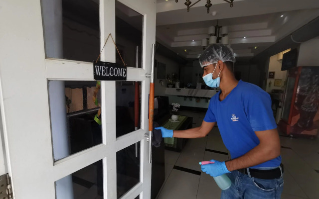 Swing and Pillows at PJ KD