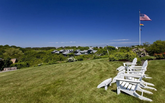 Seaglass Inn & Spa