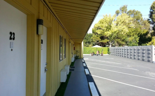 Palo Alto Lodge