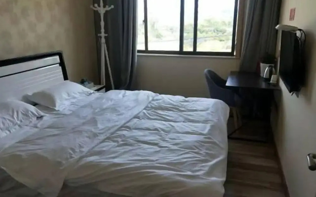 Xinchang Yunqi Small Building House