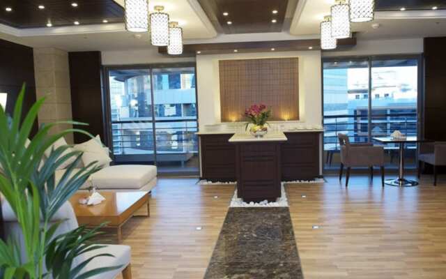 Grand Belle Vue Hotel 