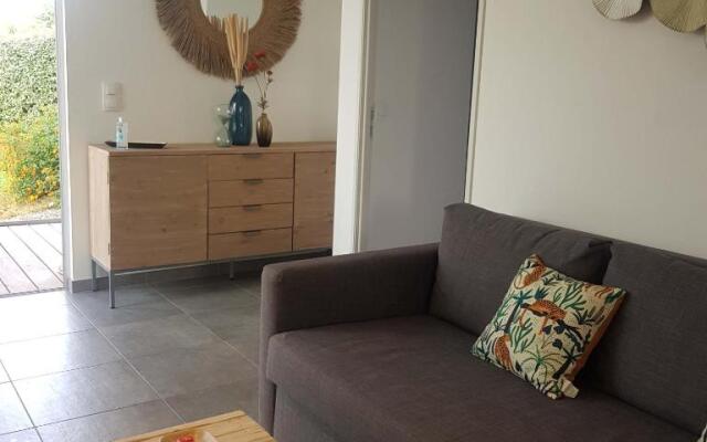 Splendide appartement T3 piscine et vue mer