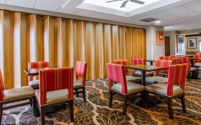 Quality Inn Perryville I-55