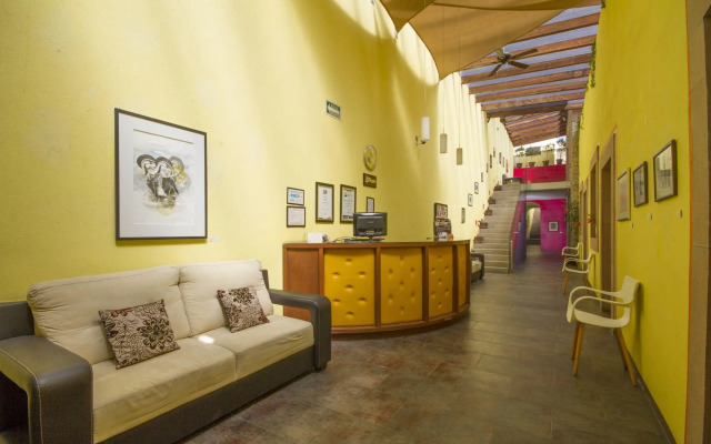Monte Leon Hotel