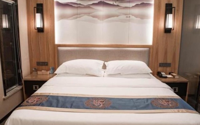 Vyluk J Hotel Tongxiang EDZ