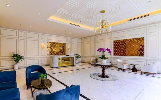 Vera Apartments - Saigon Royal Residence