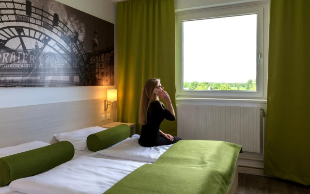 Life Hotel