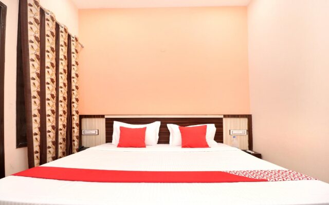 Pryag Guest House By OYO Rooms