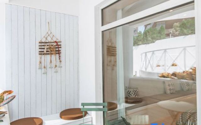 The Koi Fish Designer Homestay