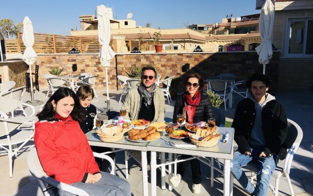 Elite Pyramids Boutique Hotel