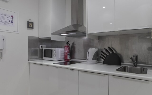 Rent4rest Estoril Beachfront Apartments - 1 Bedroom