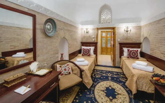 Ориент Стар Хива