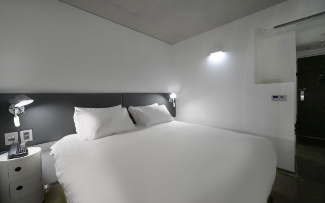 Creto Hotel Myeongdong