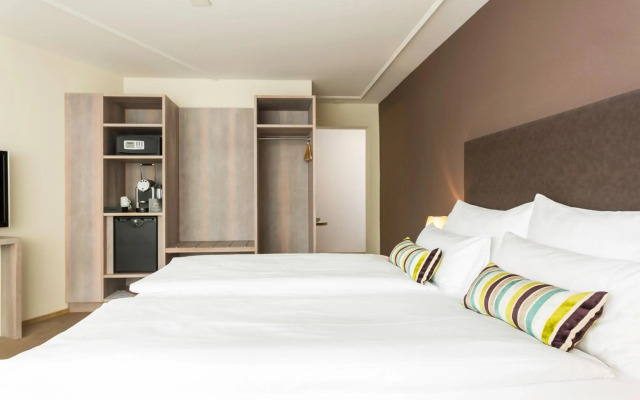 PLATZHIRSCH ZÜRICH - Downtown Boutique Hotel & Sushi Lounge