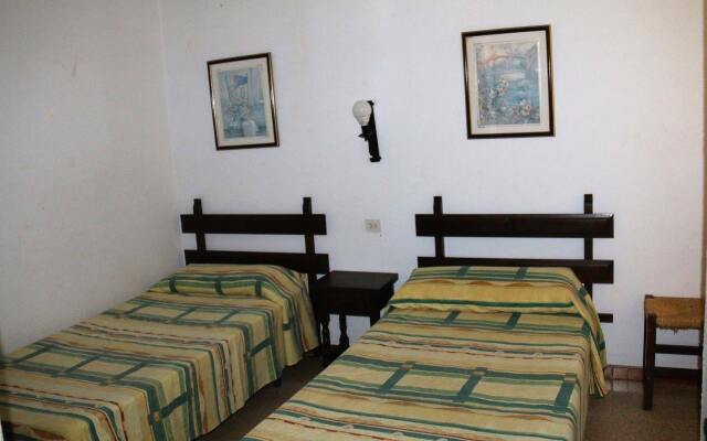 Rv Hotels Apartamentos Villas Piscis