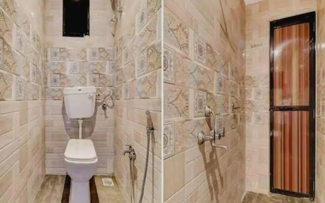Oyo 80778A Anat Hotel