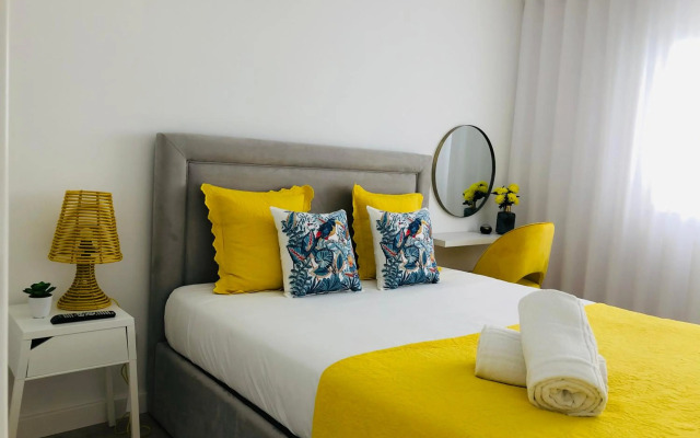 Central Tiled Apartment