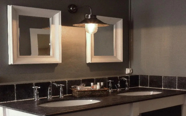 Hotel de La Licorne & Spa Nuxe