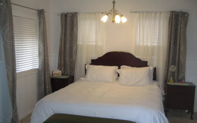 Glen Aplin Gardens B&B – Guest Rooms – Glen Aplin
