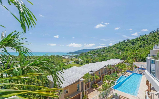 Grand Mercure Azure Sea Whitsundays