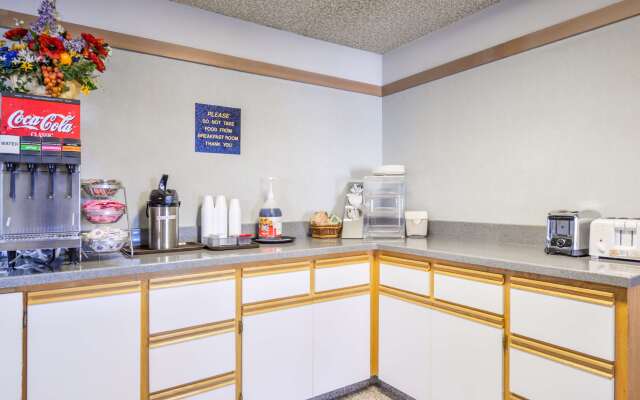Americas Best Value Inn Phoenix Medford