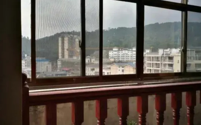Baina Fangzhou Hotel