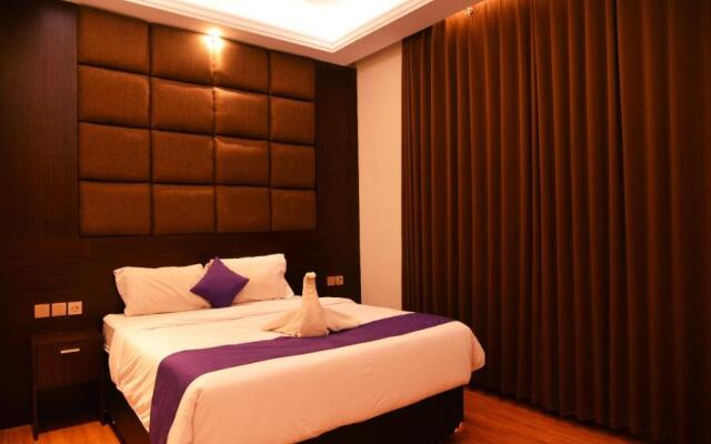 Grand Sahman Hotel