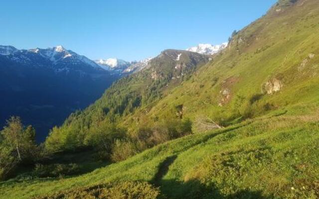 "Chalet le Dahlia - 4 Vallees"