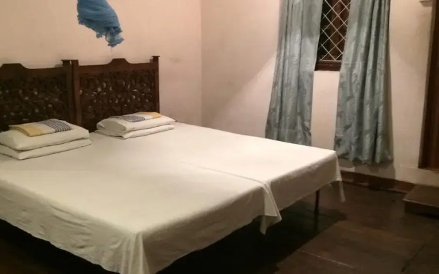 Olde Empire Hotel