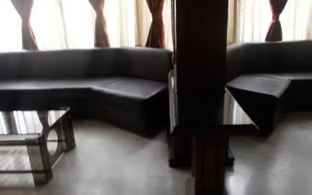 Samrat Residency by FabHotel