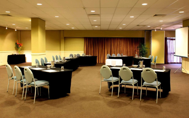 The Benson Portland, Curio Collection by Hilton