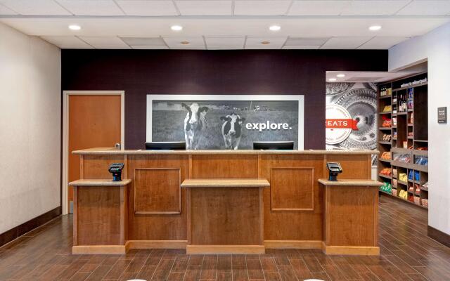 Hampton Inn & Suites Rohnert Park - Sonoma County