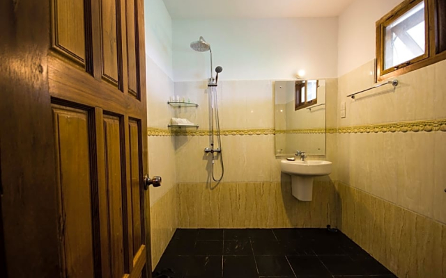 Royal Nadi Resort
